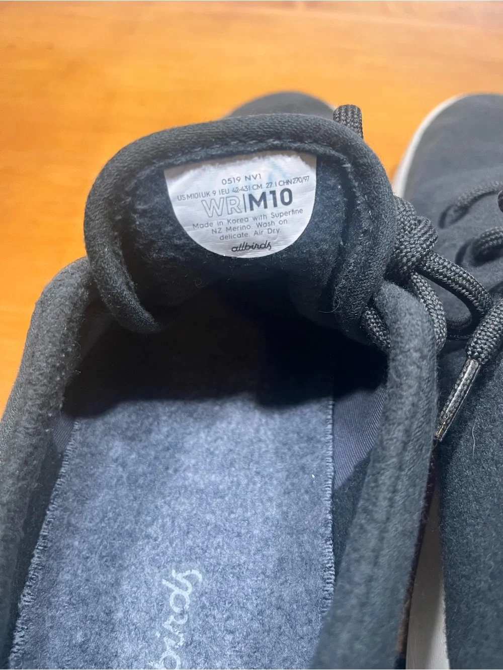 allbirds Men's Dark Gray Athletic Lace-Up Sneakers with White Sole